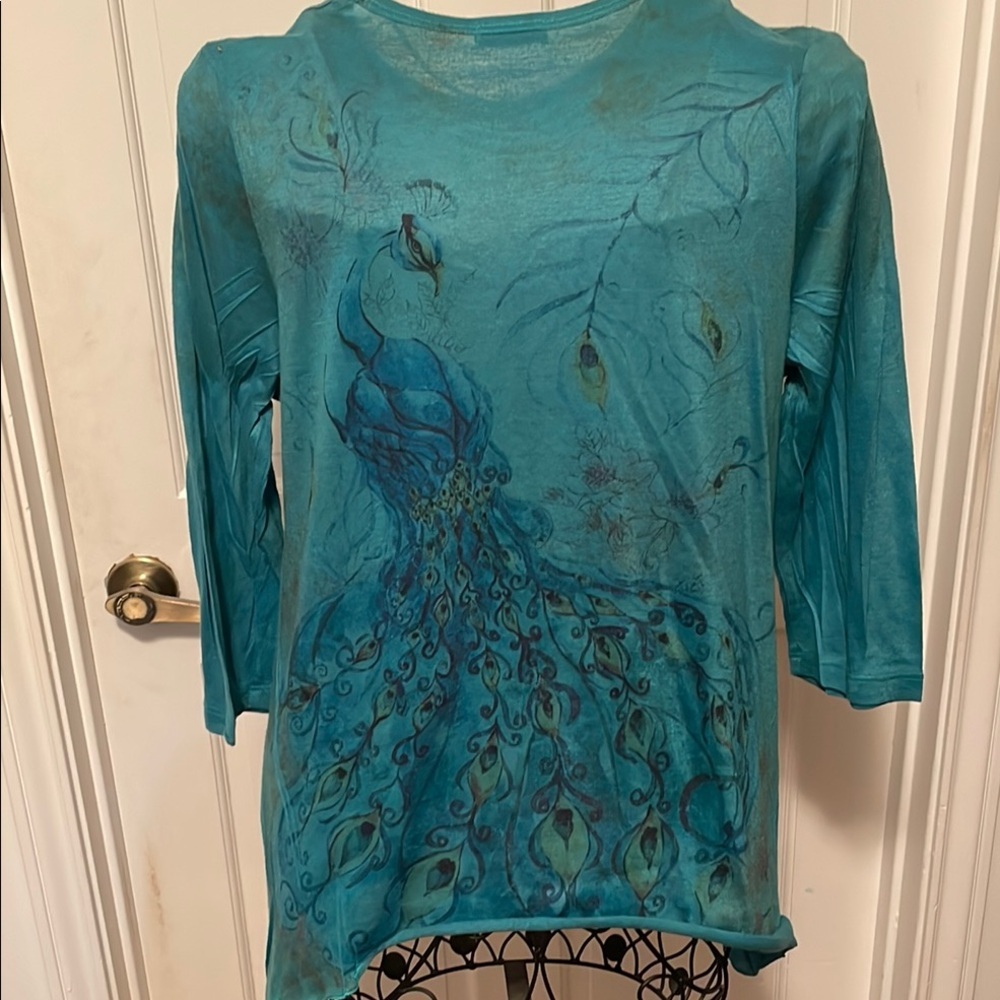 🦚🦚🦚3 for 12$🦚🦚🦚Teal Peacock Embellished Women's Top-Size Small